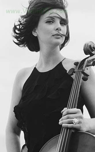 俄国大提琴家尼娜科图娃
