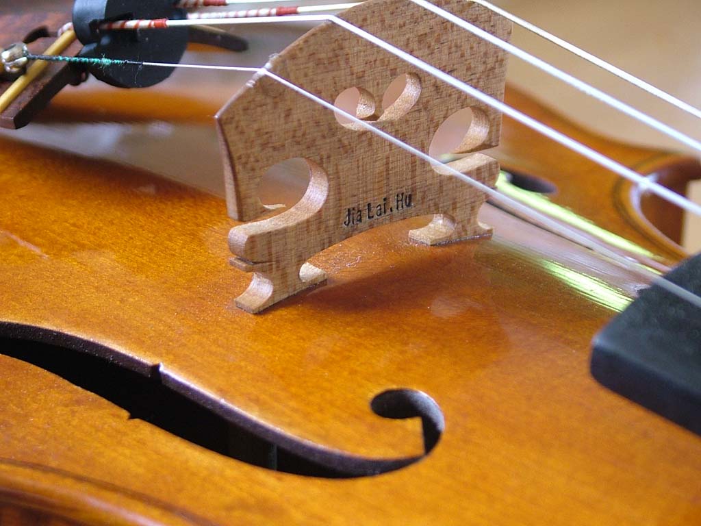 发几张油性漆和半油性漆的对比照片