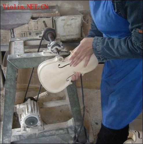 您心爱的琴是这样做的吗？这是“手工琴”