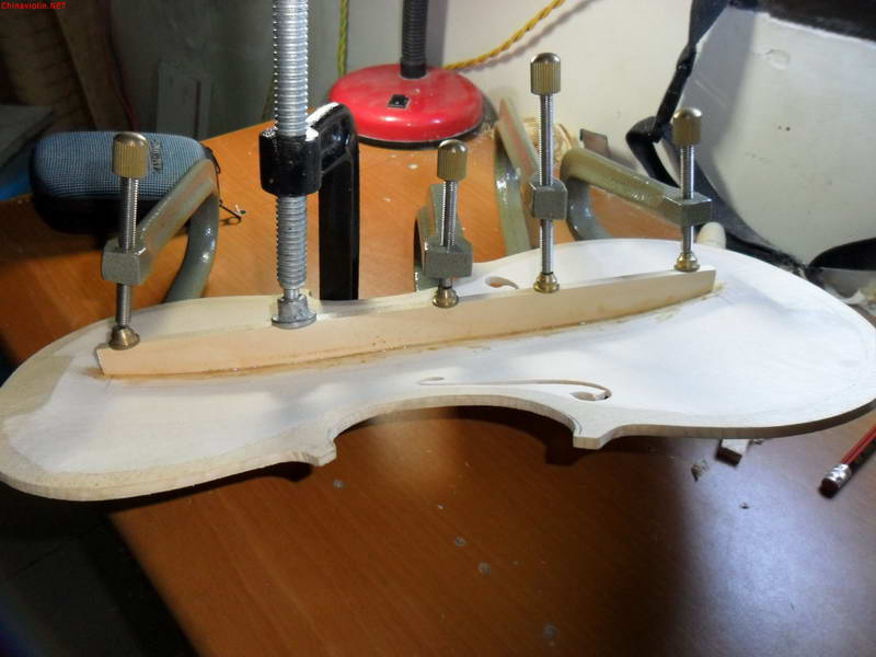 业余造琴（八）----安低音梁及合琴