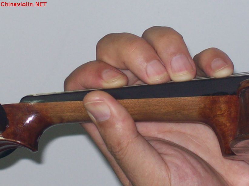 四个手型的秘密等于音阶的秘密和把位的秘密也就是调性音准的秘密 ...