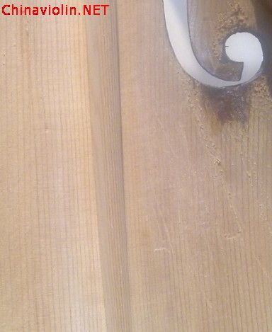 修理德国老琴   低音梁  （换下）.jpg