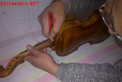 修理德国老琴  17.jpg