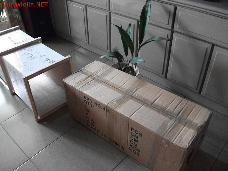 荣华提琴作坊，圆爱琴人梦想的乐园