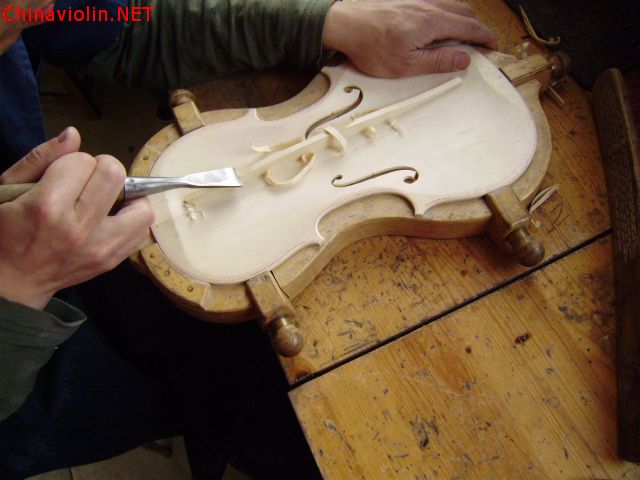 【北京芙蓉提琴工作室】深圳黄先生定制王在新欧料小提琴的制作过程 ... ...