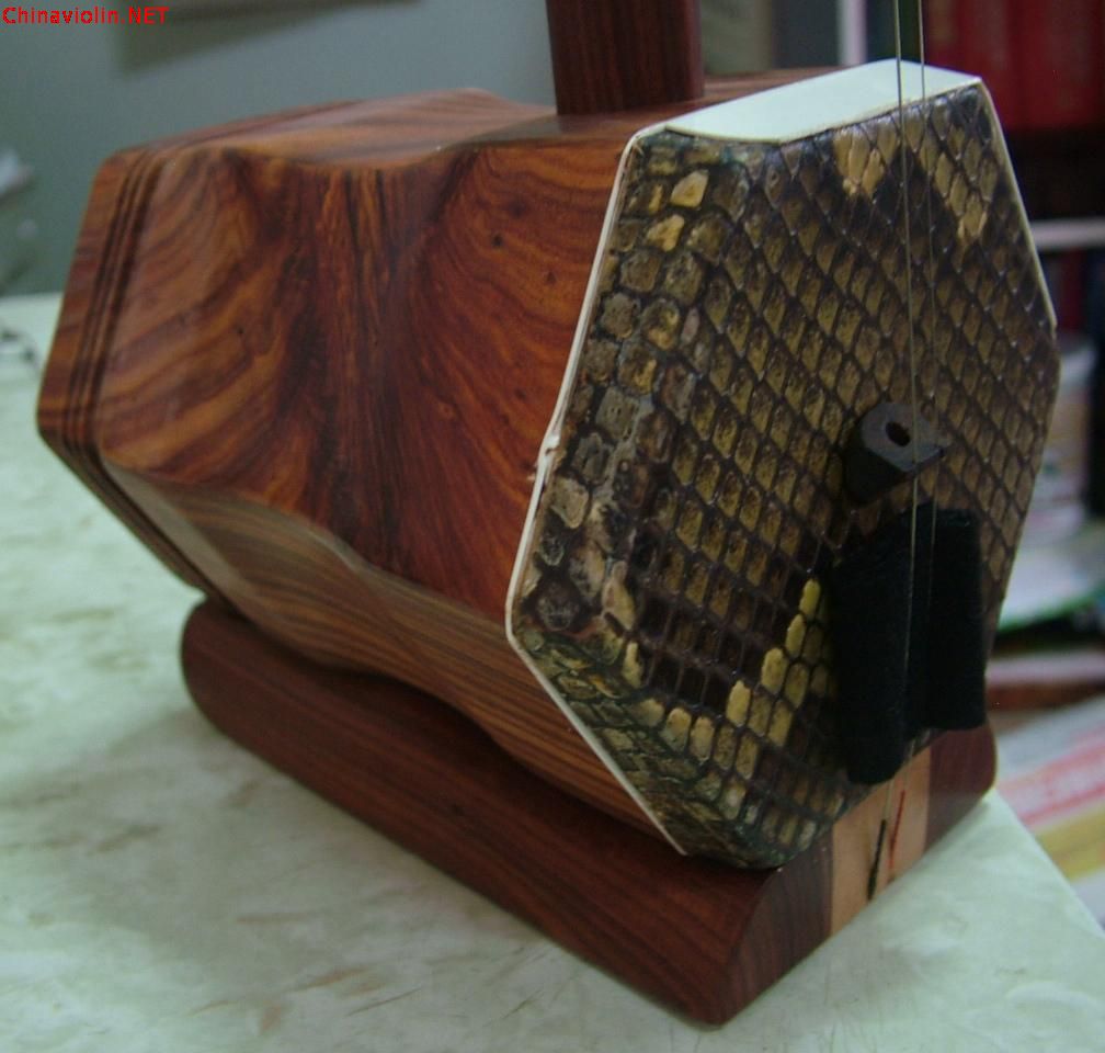 二胡虎纹.jpg