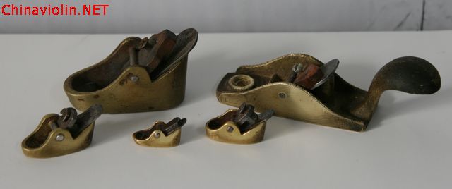 25年前在郑荃工作室买的手刨 (2).jpg