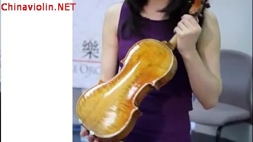 诹访内晶子的名琴-背面.jpg