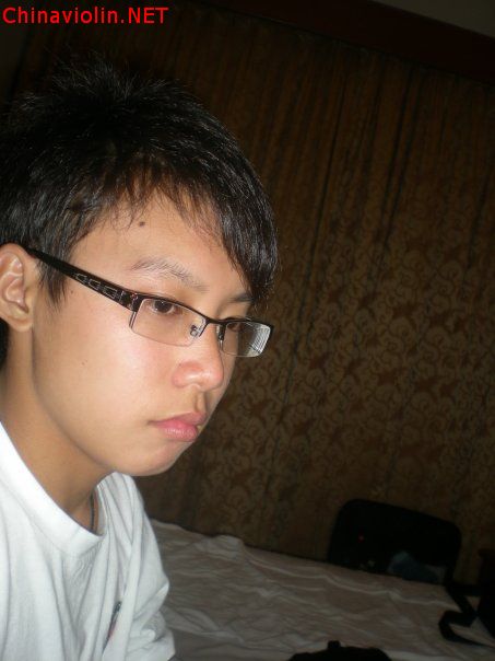 15440_1121599375005_1677701000_278545_1656684_n.jp