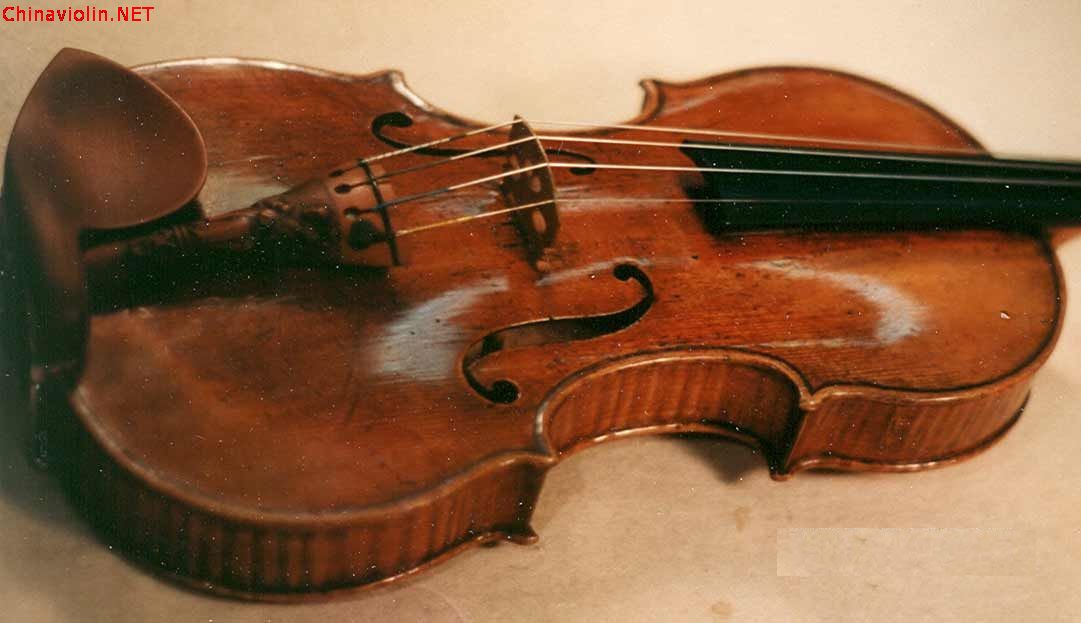 guarnerius_k4_angle2.jpg