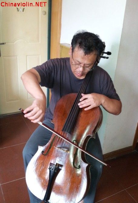 玩古大提琴1.jpg