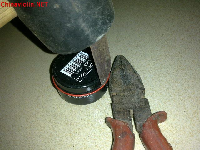 Thomastik Dominant 松香惊魂记