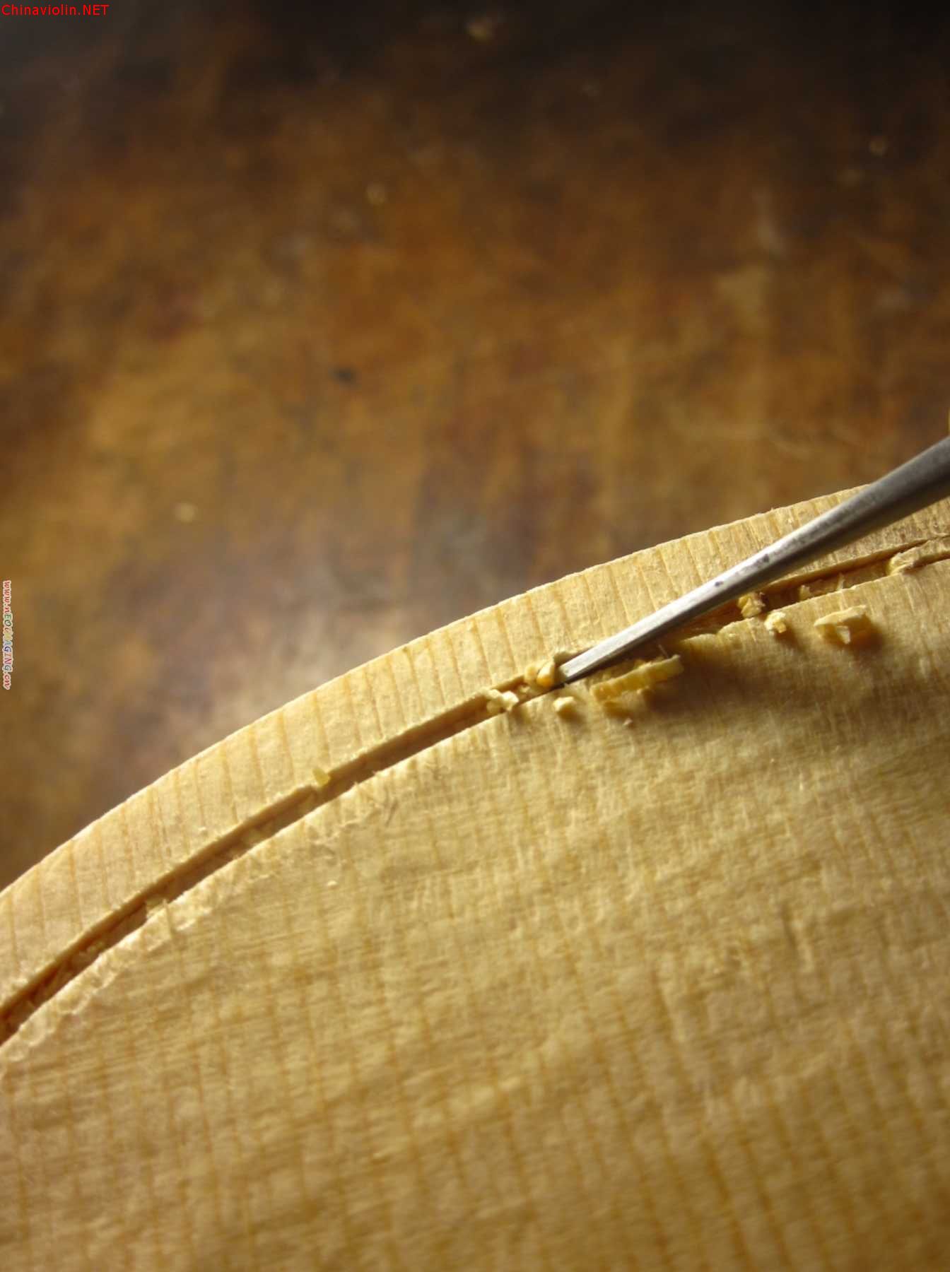 【荣华提琴作坊】选个吉日订琴