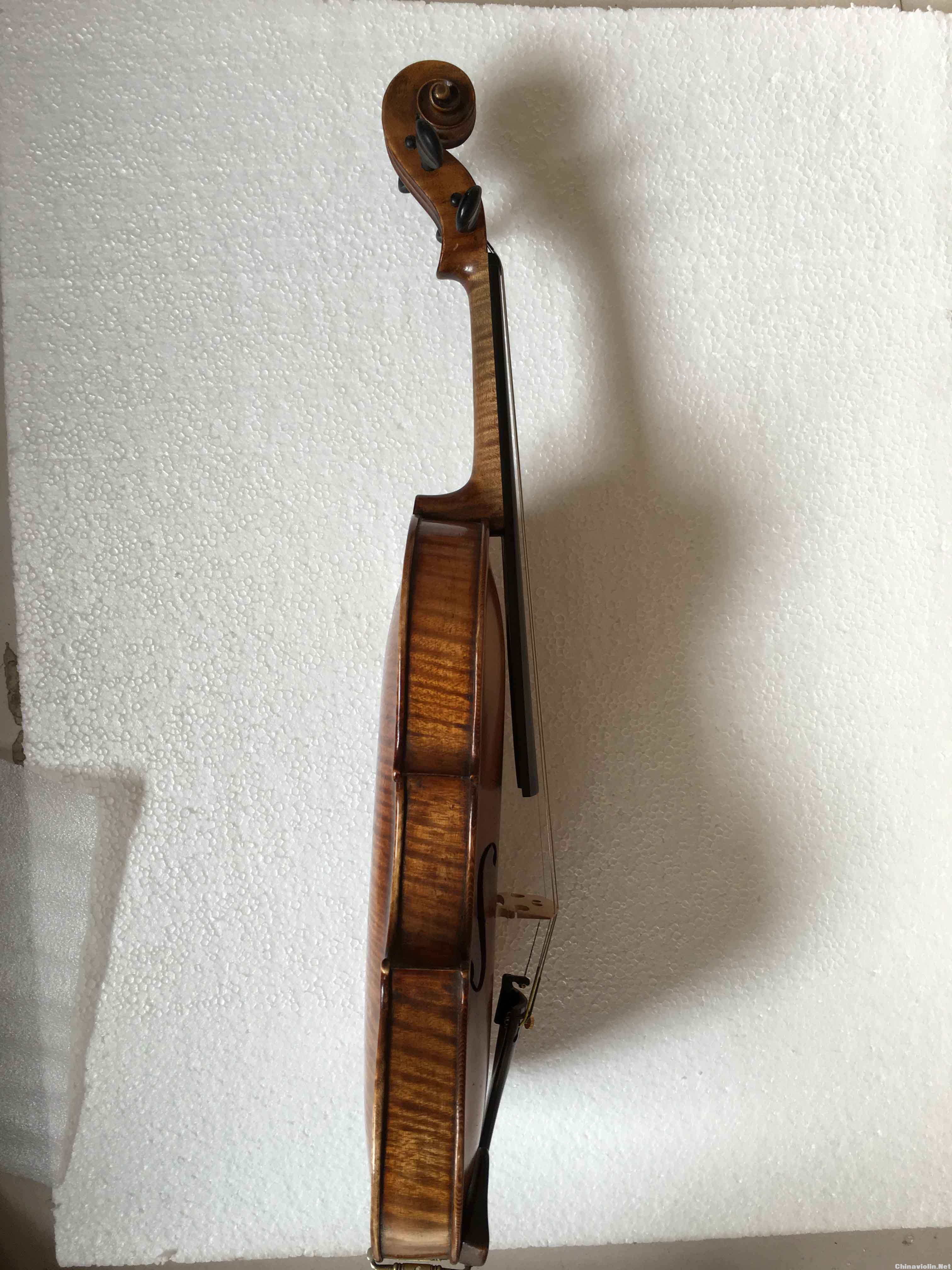 侧面