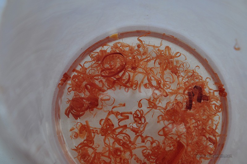 刨花泡水
