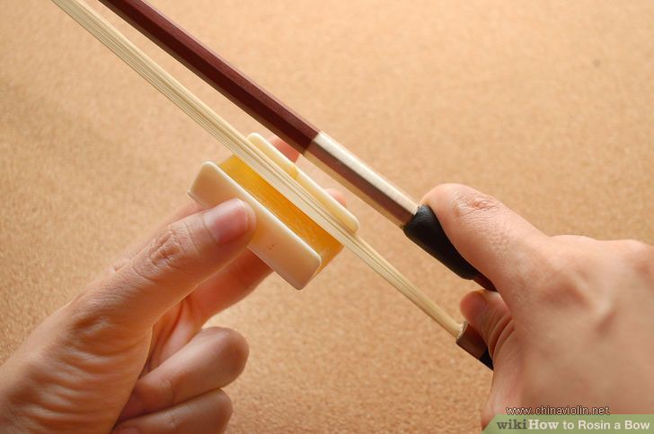 aid22070-728px-Rosin-a-Bow-Step-3.jpg