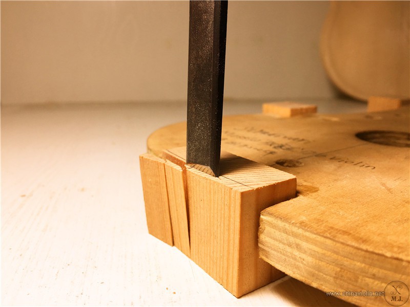 【谢美军提琴作坊】芳老师订制独板欧料琴制作过程