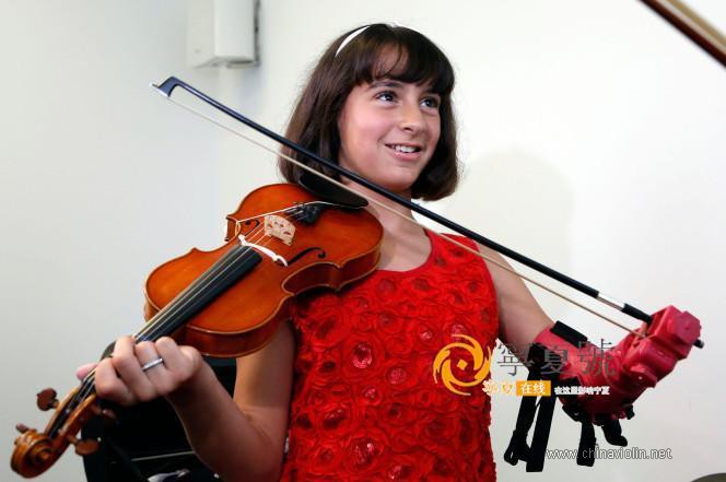 伊莎贝拉·尼古拉（Isabella Nicola）