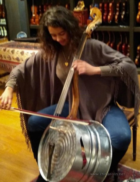 Girl with a Washtub Cello.jpg