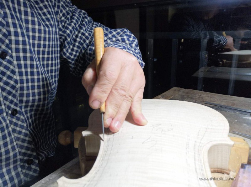 【荣华提琴作坊】218号定制斯式4/4小提琴制作过程