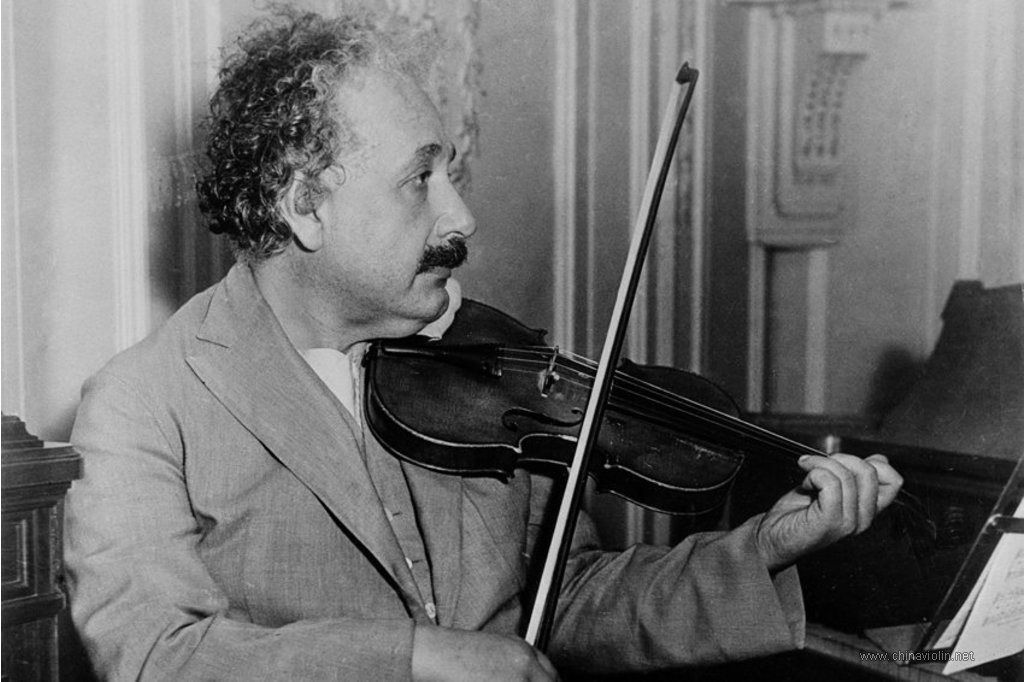 albert-einstein-with-his-violin-lina-59927-large.jpg