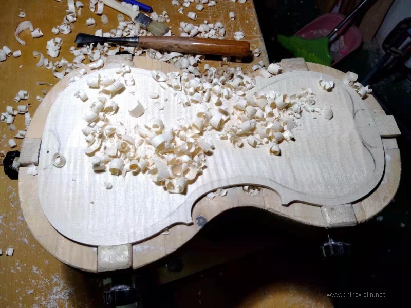 业余制琴-1743大炮