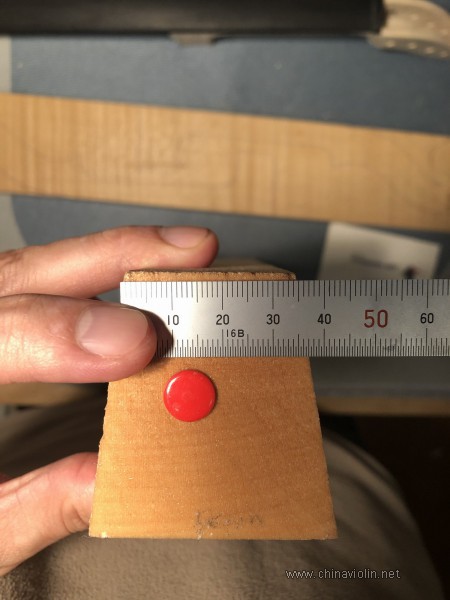 很小的琴头料的处理方法