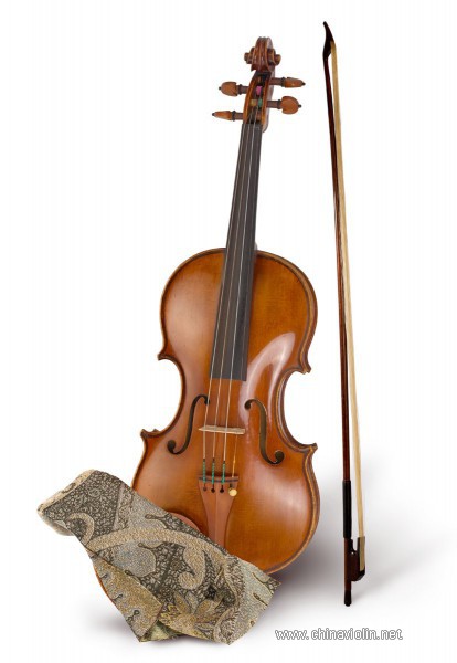 russell-crowe-violin1.jpg
