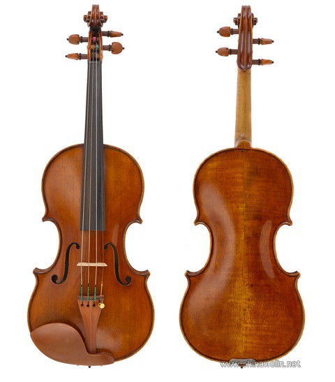 russell-crowe-violin3.jpg