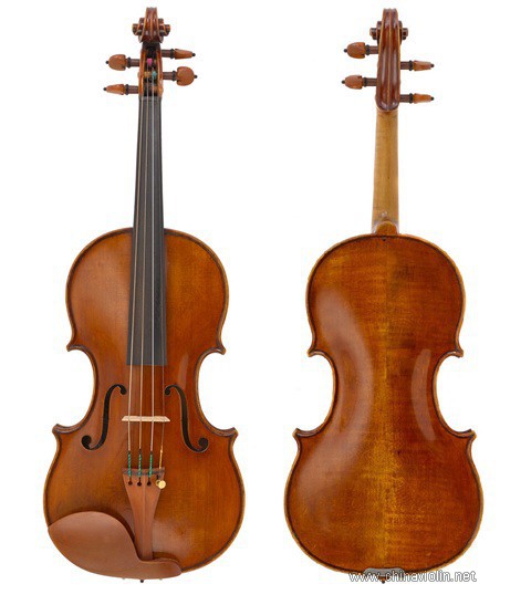 russell-crowe-violin3.jpg