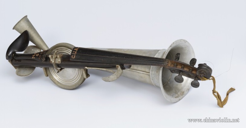 strohviolin-academiasinica1.jpg