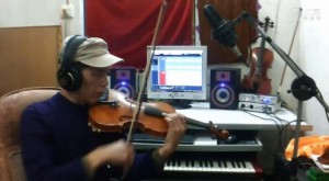 伊森终于同意露面了！新年献给琴友们的视频。