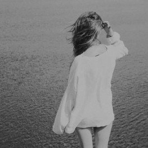 再传原创歌曲：在你身后