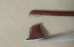 弓头断了，用什么胶能粘好？