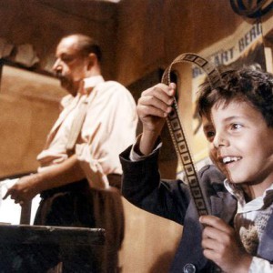 《天堂电影院》主题曲