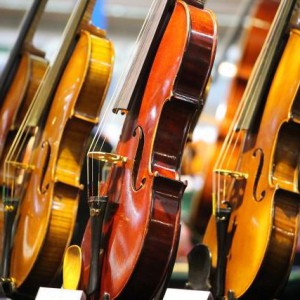 中国的提琴制造业走向何方，规模提琴厂必须灭亡