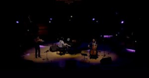 爵士三重奏：韩国青年音乐家组合LAYERS