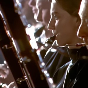 穆特与卡拉扬的《贝多芬D大调小提琴协奏曲》中文字幕